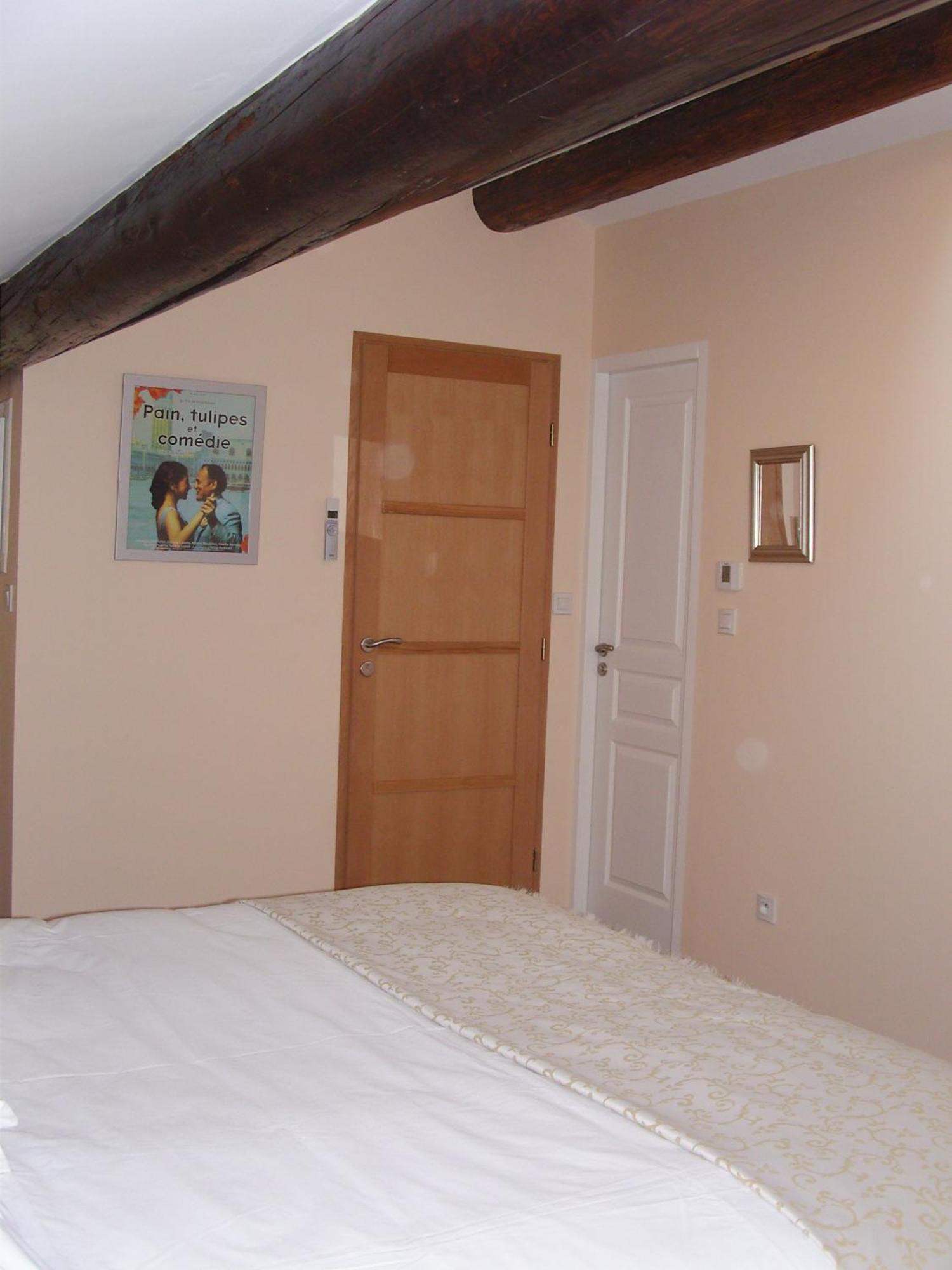 Les Chambres De Jeannette มาร์กเซย ภายนอก รูปภาพ